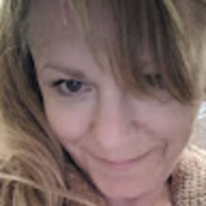 Meet your Posher, Angie